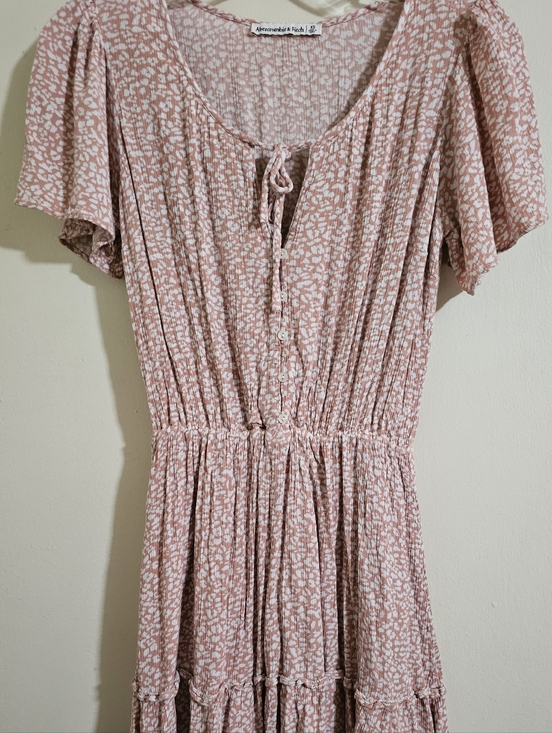 Abercrombie & Fitch Dresses & Skirts - Abercrombie & Fitch Blush Pink Printed Tiered Maxi Dress